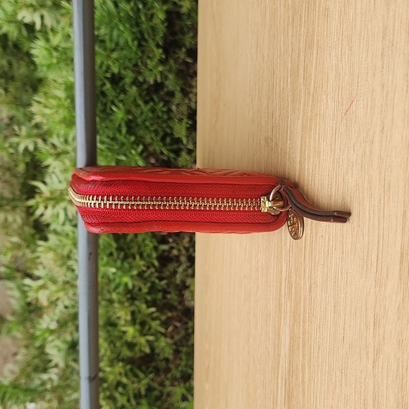 Tory Burch Red and Gold Wallet - Picture 4 of 11